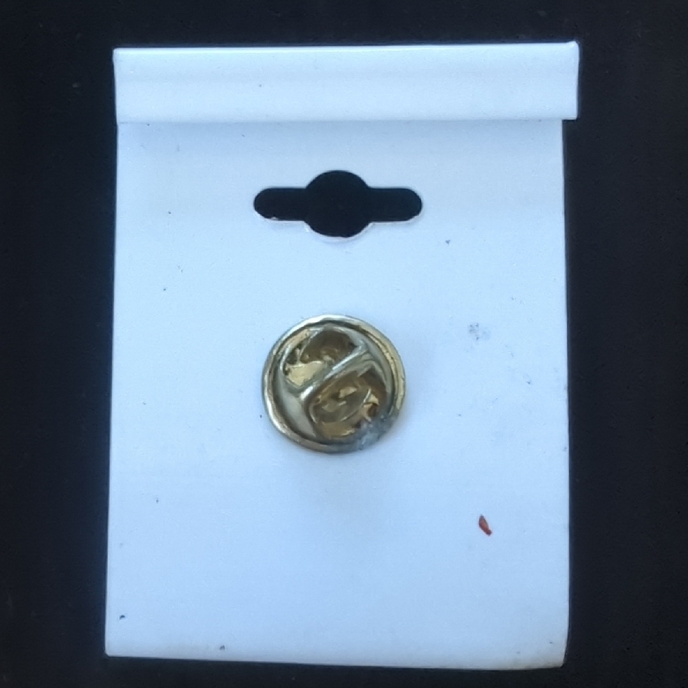 American Flag Pin - Picture 2 of 2